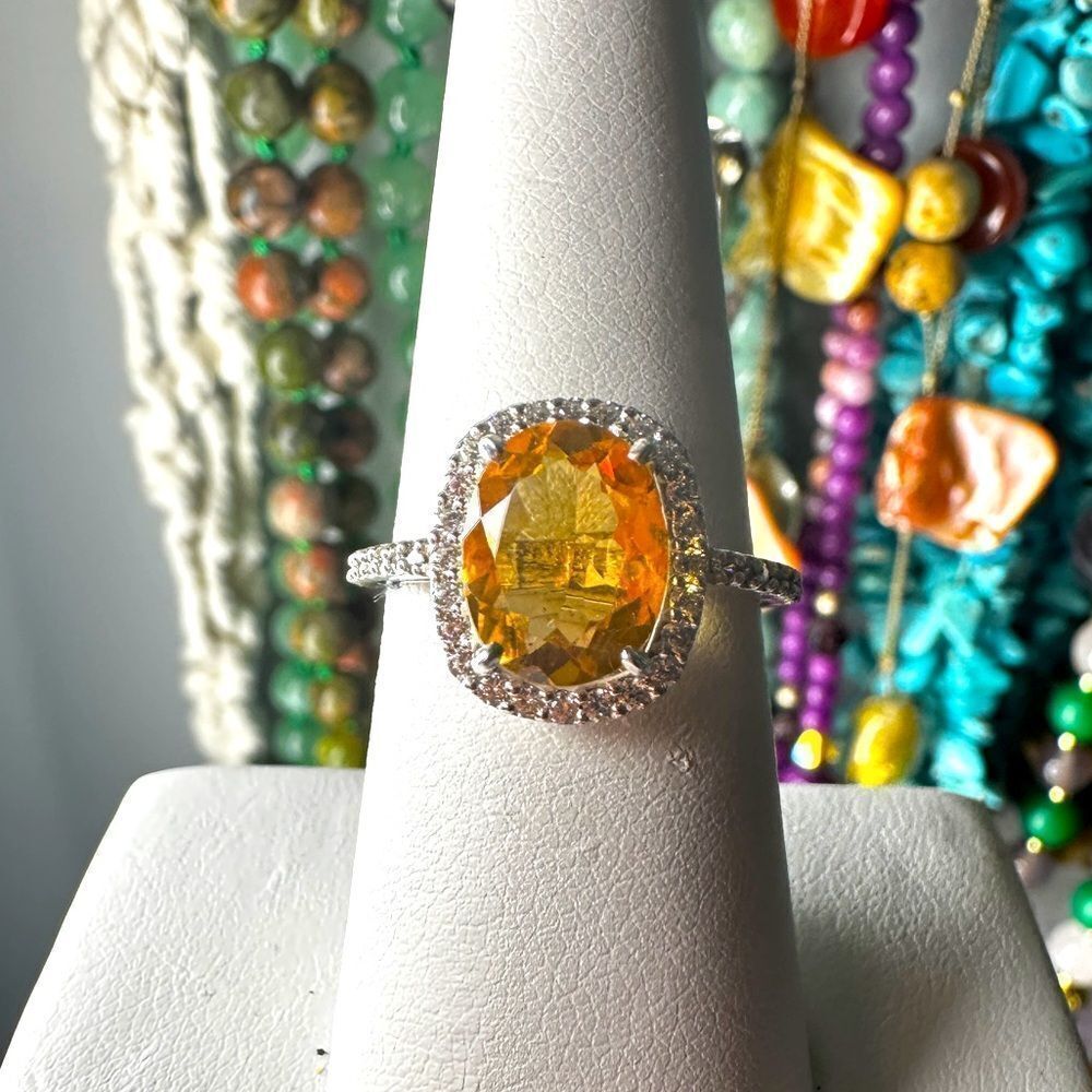 NWOT 8x10mm oval cut Citrine w/ halo of cz diamonds, in sterling silver ring!